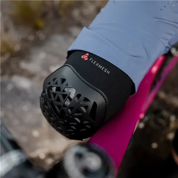 Leatt Flexmesh Knee Guard 4